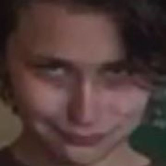 Meet your Posher, Alison - Picture 1 of 1